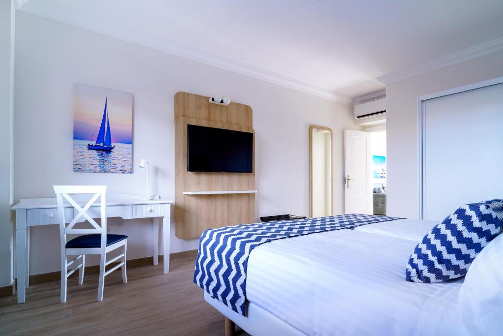Hotel Cordial Marina Blanca - 2