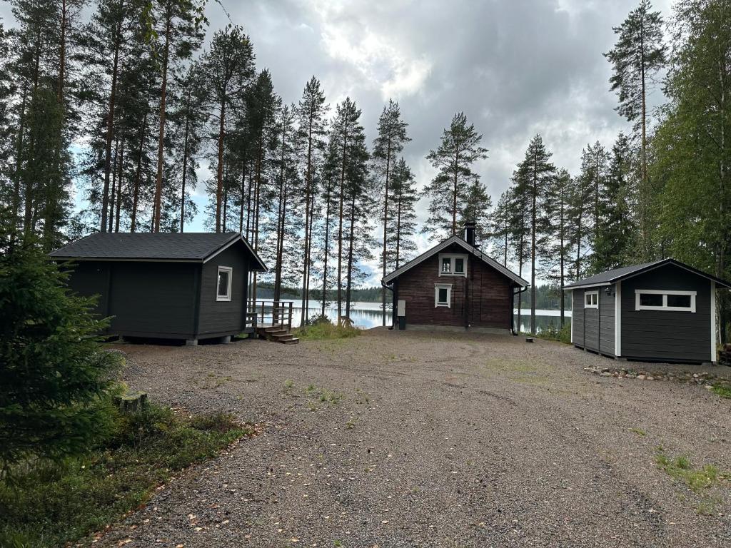 Iloinen Mökki, Keuruu