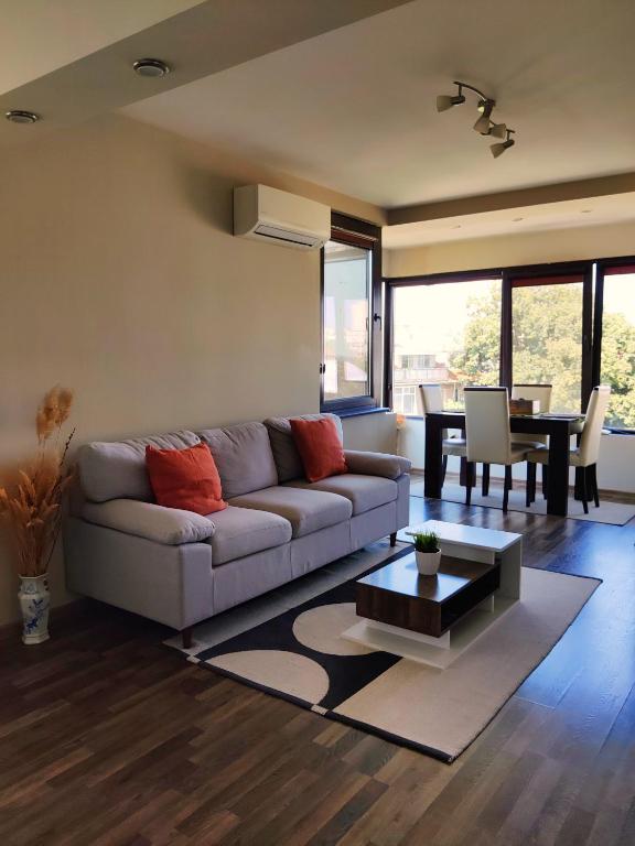 Apartment Central, Yambol