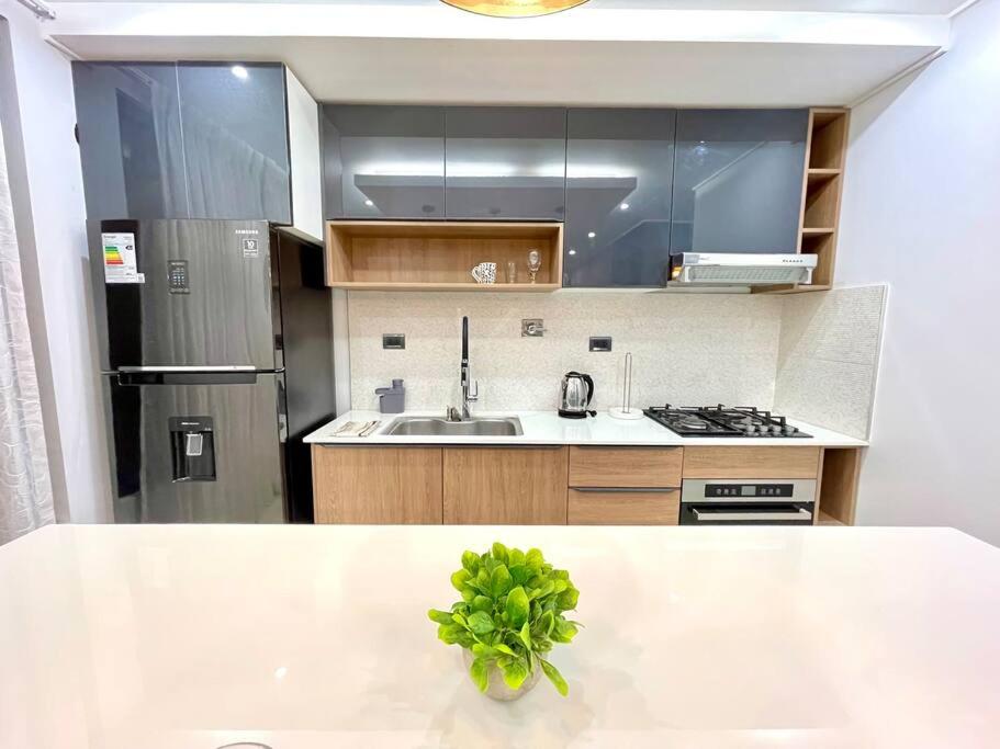 Bright and luxurious apto near the Mall las Brisas - 3