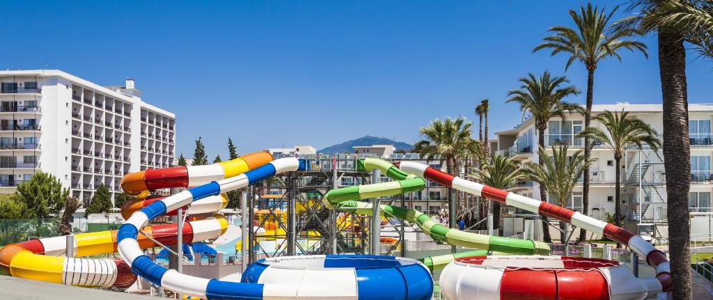Globales Playa Estepona — Attractions for children in Estepona, Andalusia