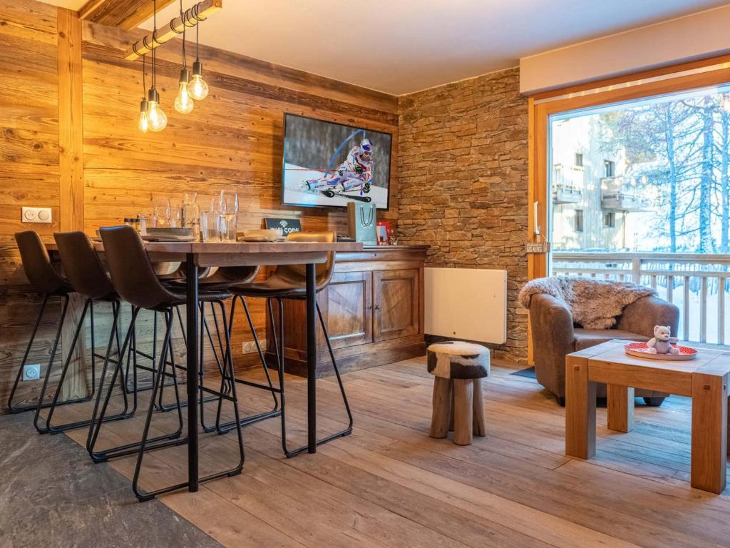 Appartement rénové coeur Alpe d'Huez avec parking et wifi - 1