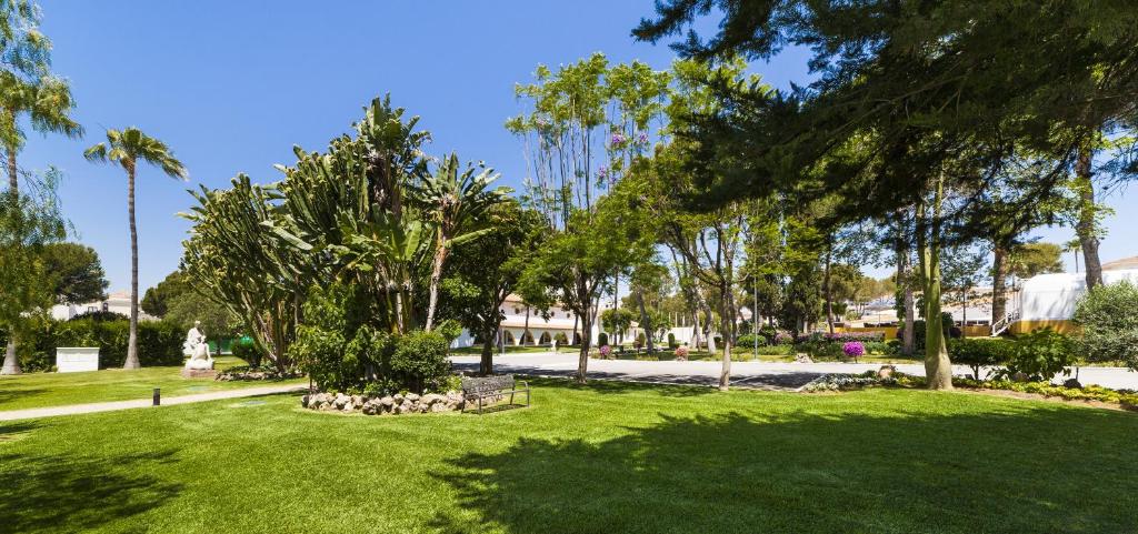 Globales Playa Estepona — Attractions in the area in Estepona, Andalusia