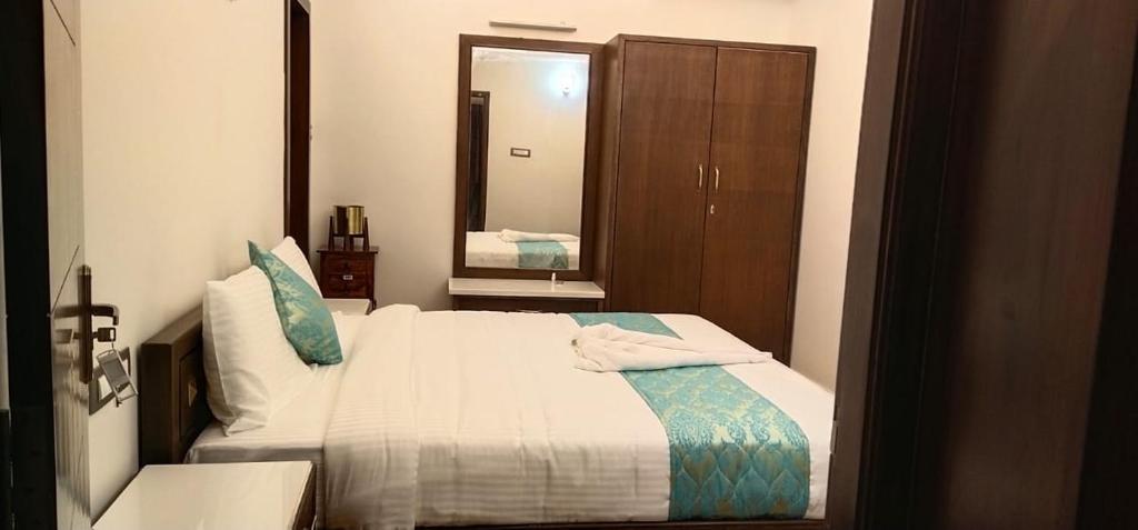 Yashini Home Stays photo