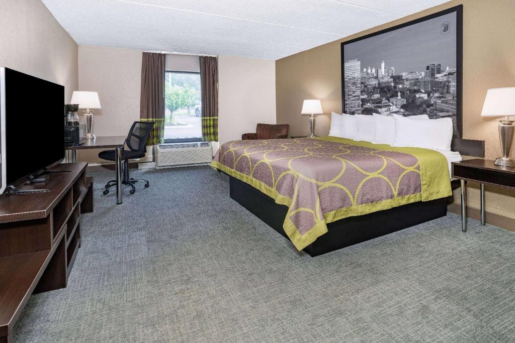 Super 8 By Wyndham Mount Laurel photo