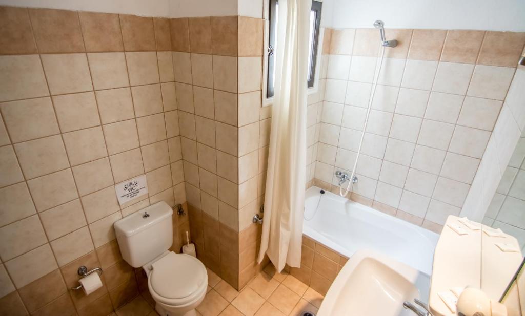 Annaliza Apartments photo