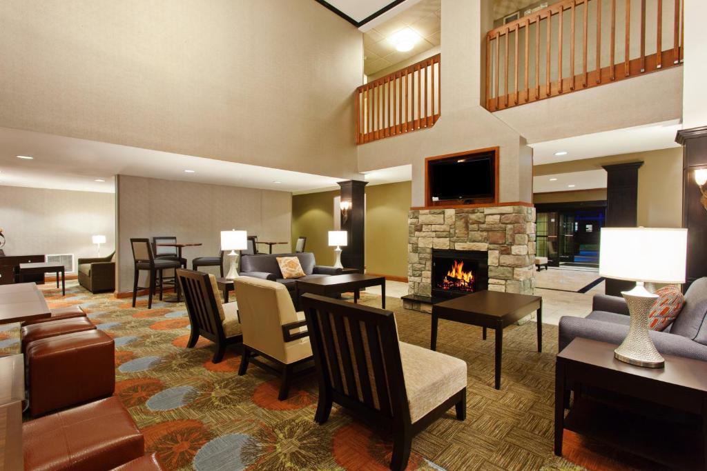 Staybridge Suites Fairfield Napa Valley Area by IHG 外観