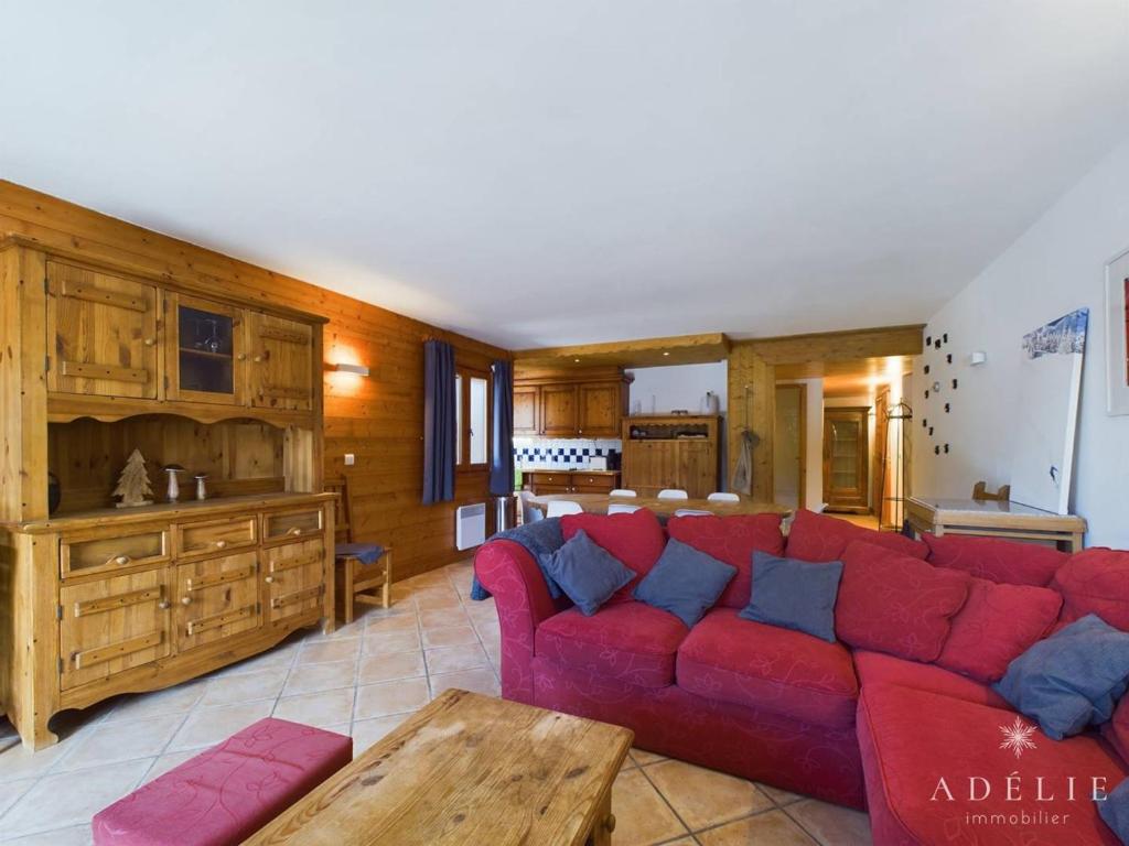 Superbe 4 pièces à Montvalezan avec terrasse SE, proche pistes et commerces, parking inclus - FR-1-398-534 - 2