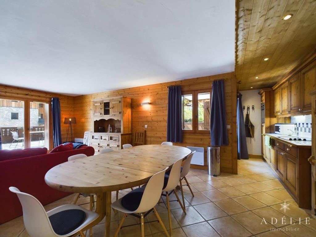 Superbe 4 pièces à Montvalezan avec terrasse SE, proche pistes et commerces, parking inclus - FR-1-398-534 - 4