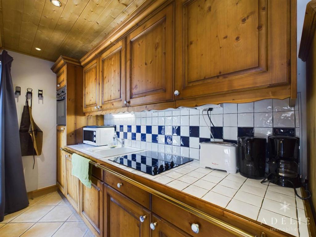 Superbe 4 pièces à Montvalezan avec terrasse SE, proche pistes et commerces, parking inclus - FR-1-398-534 - 5