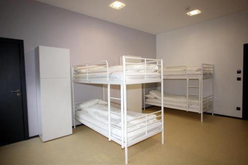 Vigo Beds & Rooms - 2