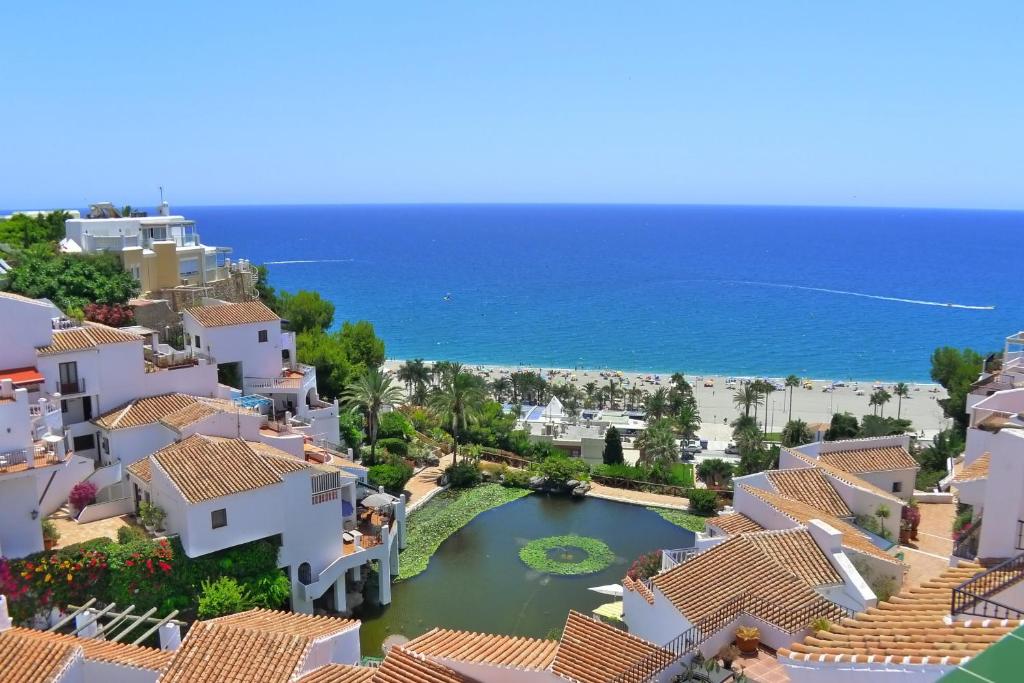 R795 Capistrano Playa Apt 610, Nerja