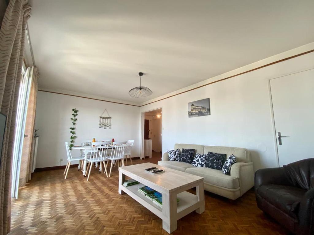 Le Buffel - Appartement 4 chambres, Parking, Wi-fi, Tram - 8pers - 2