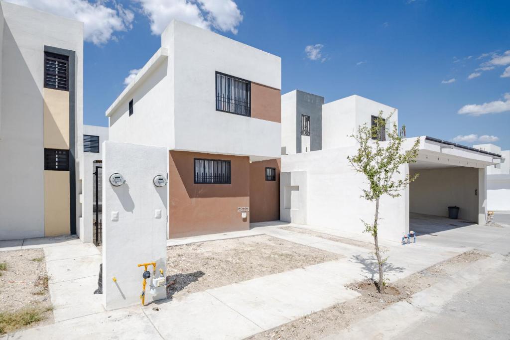 Estrena casa a minutos del aeropuerto - 3
