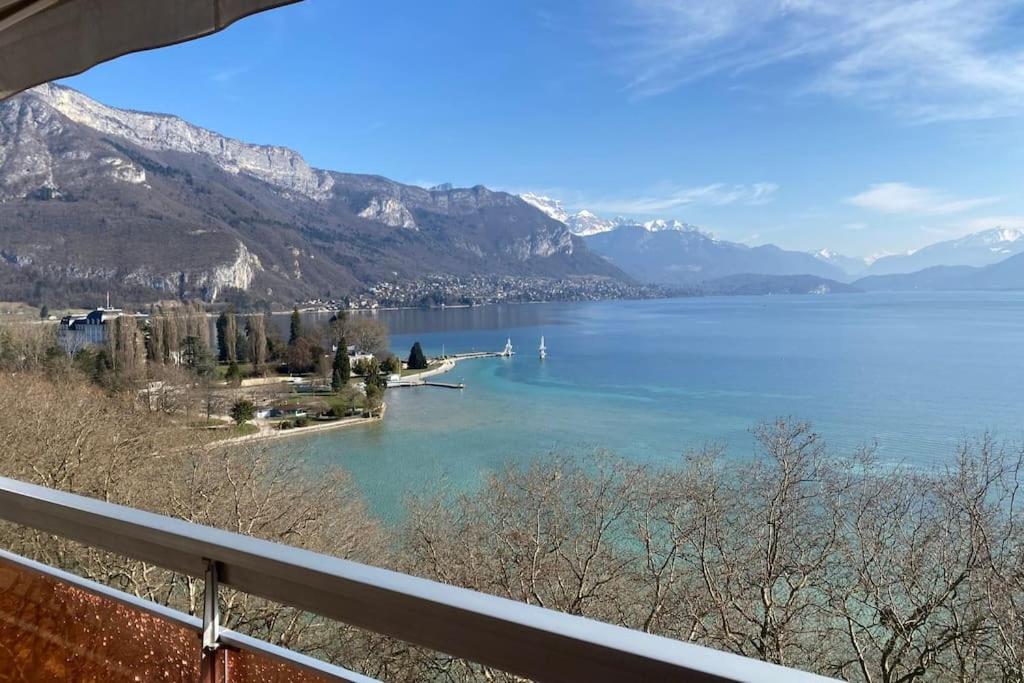 LE SOLAVUE 150 M2 VUE EXCEPTIONNELLE SUR LE LAC - 4