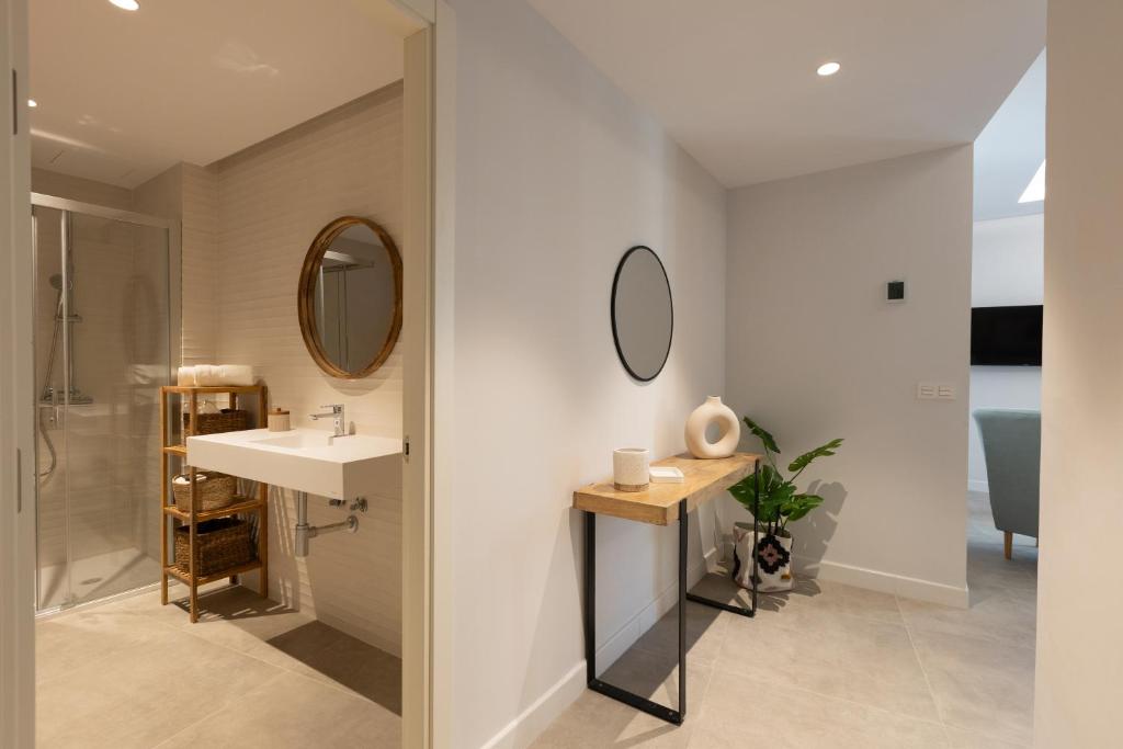 Diana Suites 23 - 5