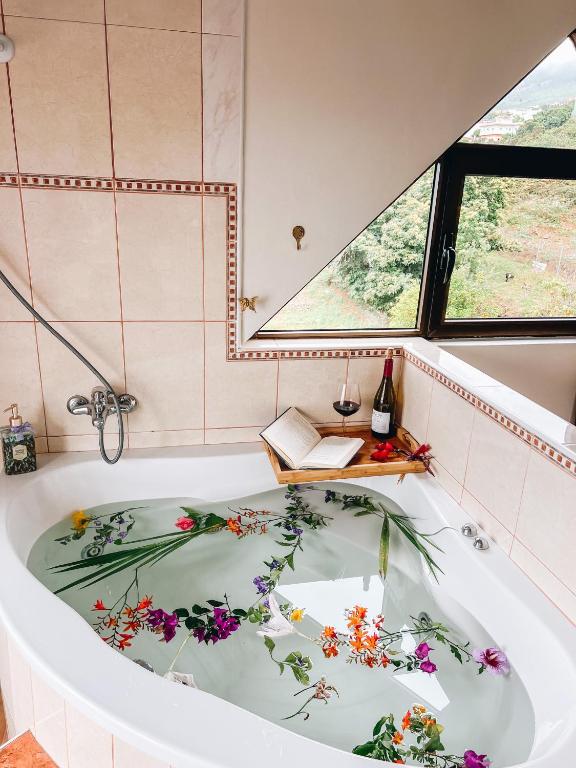 Sun-soaked apt w patio, balcony & garden - Aguilas, La Orotava