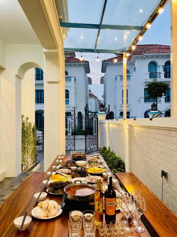 Ocean Villa &#8211; Sun Grand Feria Hạ Long