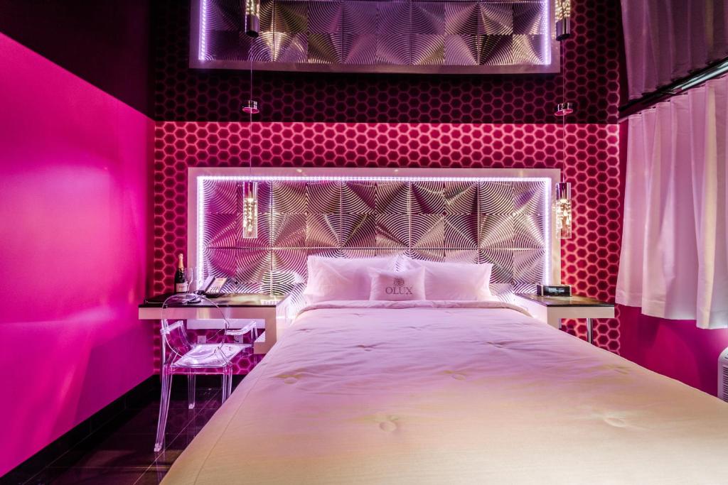 Olux Hotel-Motel-Suites photo