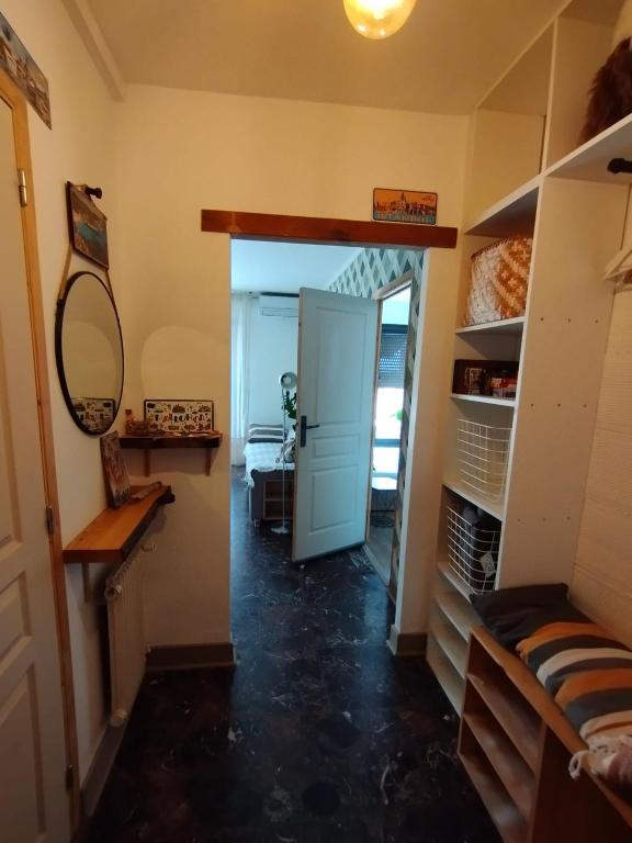 Appartement cosy avec piscine - 4