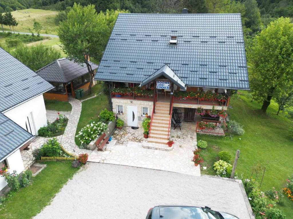 Guest House Family Varda Plitvice Lakes photo