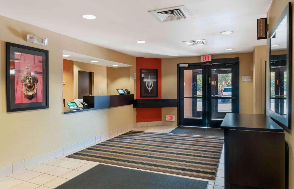 Extended Stay America Suites - Detroit - Canton photo