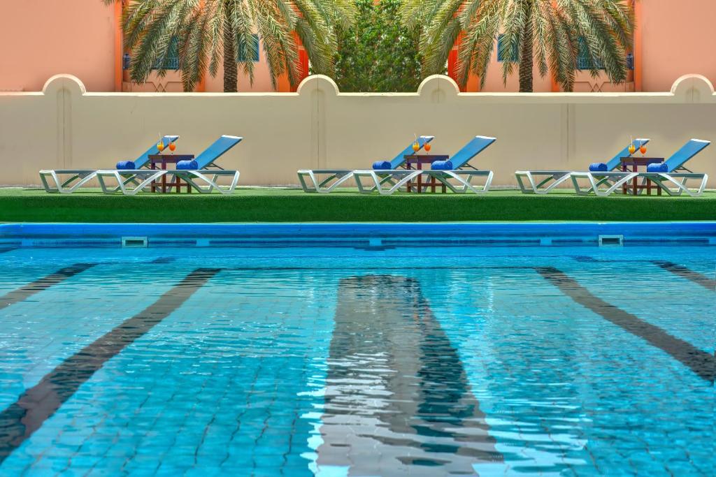 Al Bustan Flats