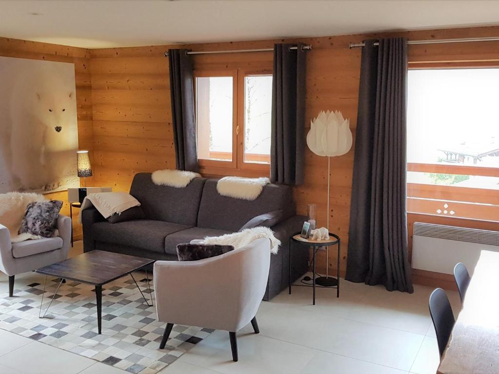 Appartement 3 pièces avec balcon et garage proche des pistes - FR-1-459-142 - 2