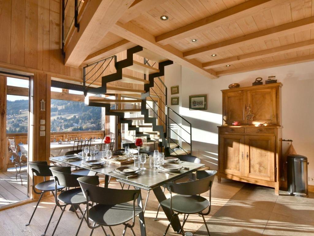 Superbe Duplex 8 pers, Terrasse, Casiers Ski, Parking, Proche des Pistes et Centre, Les Gets - FR-1-685-27, Les Gets