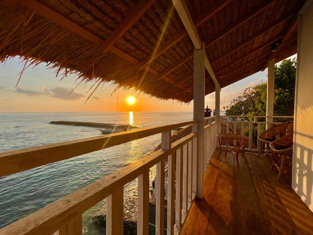 Coastal Inn photo