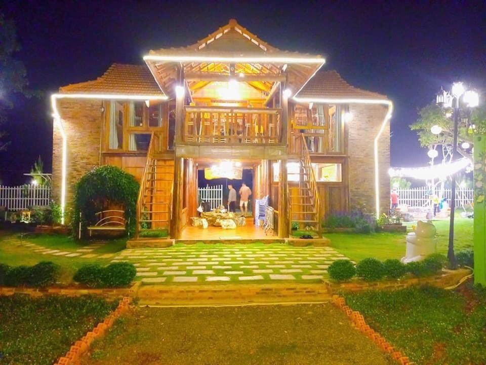 Đamb’ri Top View Farmstay & Glamping