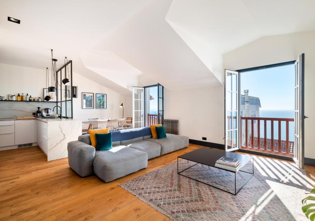 Appartement avec vue sur la côte des Basques By Ginto Hotels, Biarritz