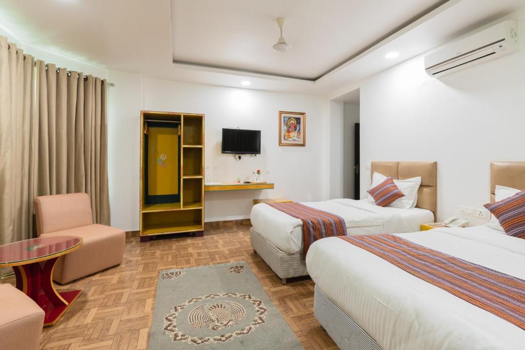 Hotel Ratnasambhava