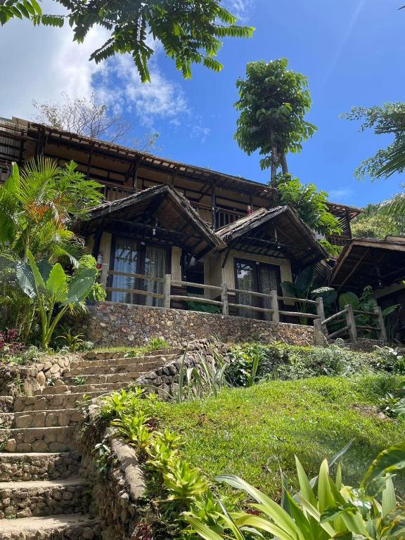 Novie's Tourist Inn powered by Cocotel photo