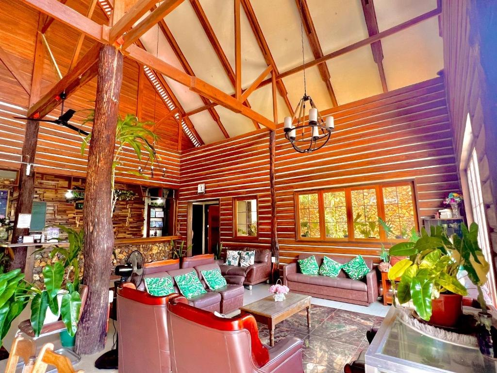 Novie's Tourist Inn powered by Cocotel photo