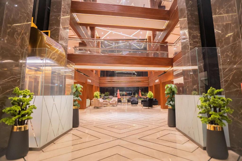 Ramada by Wyndham Murree Lower Topa Resort  photo
