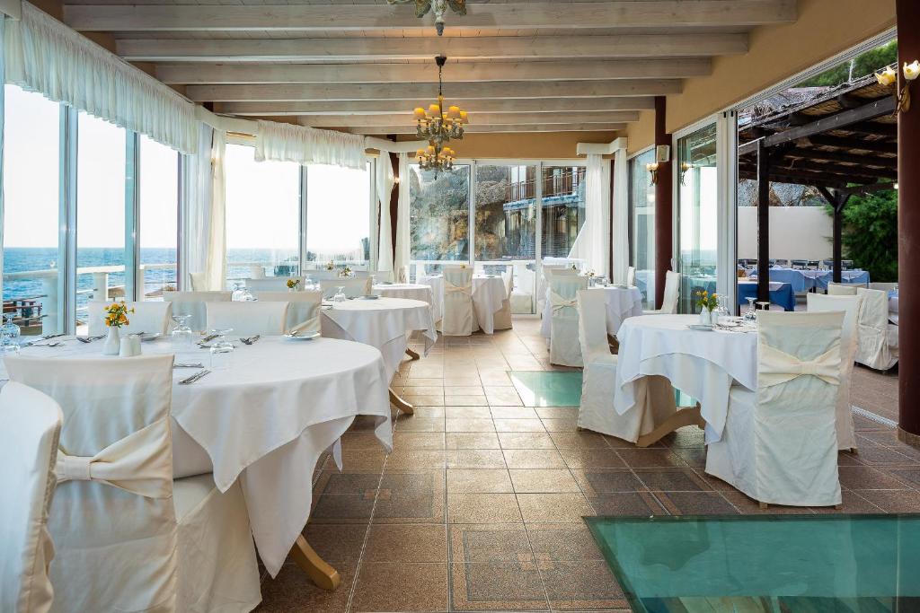 Restaurant, Kalypso Cretan Village Resort & Spa in Crete Island