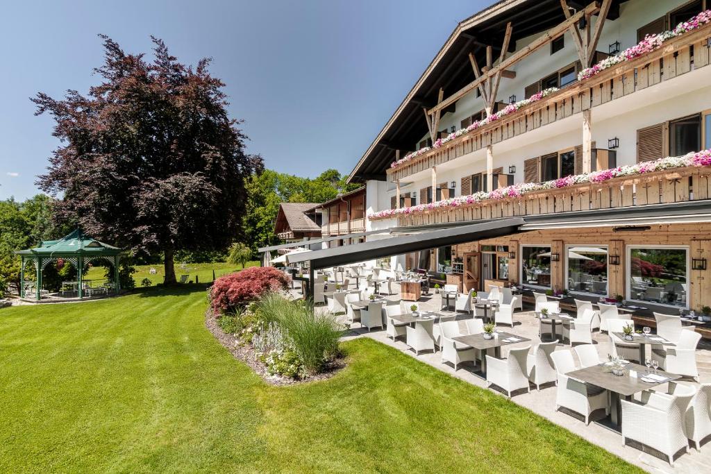 Alpenhof Murnau photo