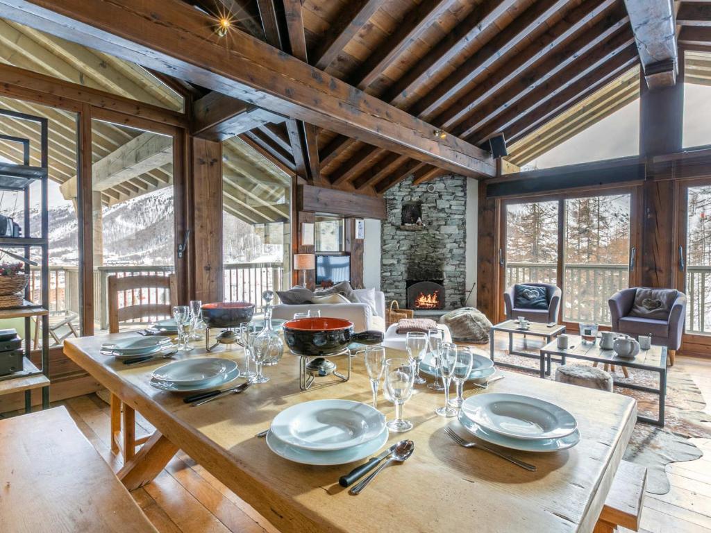 Appartement de luxe avec piscine, parking et WIFI à Val-d'Isère - FR-1-694-109 - 1