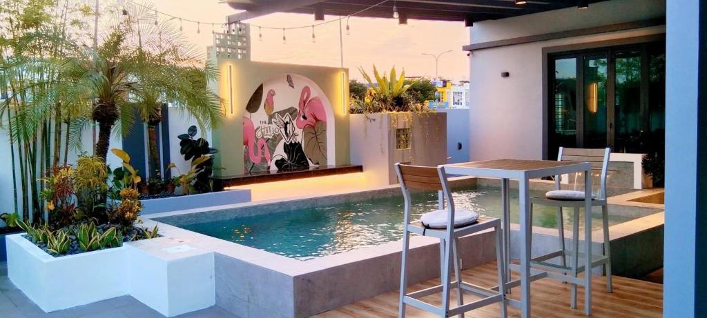 The Hiijo Haus Private Pool &amp; Garden — Hotel in Johor Bahru