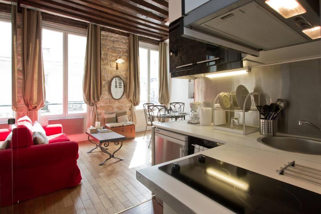 Authentic Apartment Marais - 4