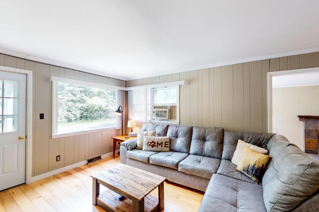 Shady Acres, North Creek