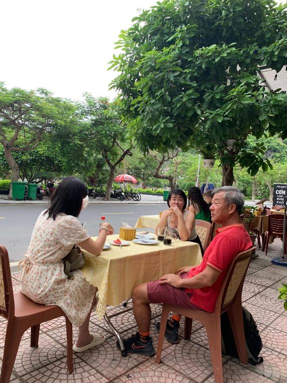 Tung Quang Hotel