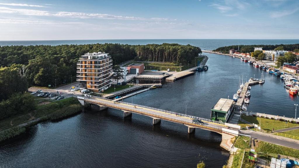 Lighthouse, Sun & Snow, Mrzeżyno