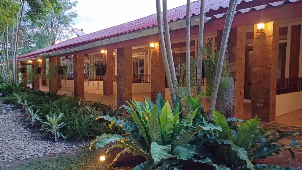 Exterior view, Uthai River Lake Resort in Uthai Thani