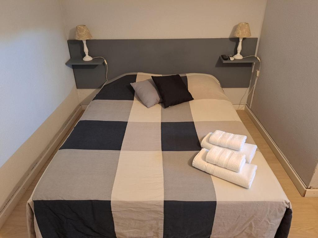 hotel les platanes