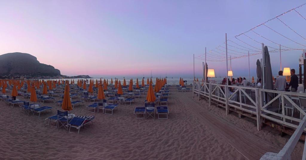 Villebe Mondello - 2