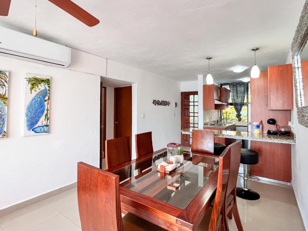 Bello Mar de Cancun, Beautiful 2Br 2Ba Condo overlooking beach spectacular view! - 4