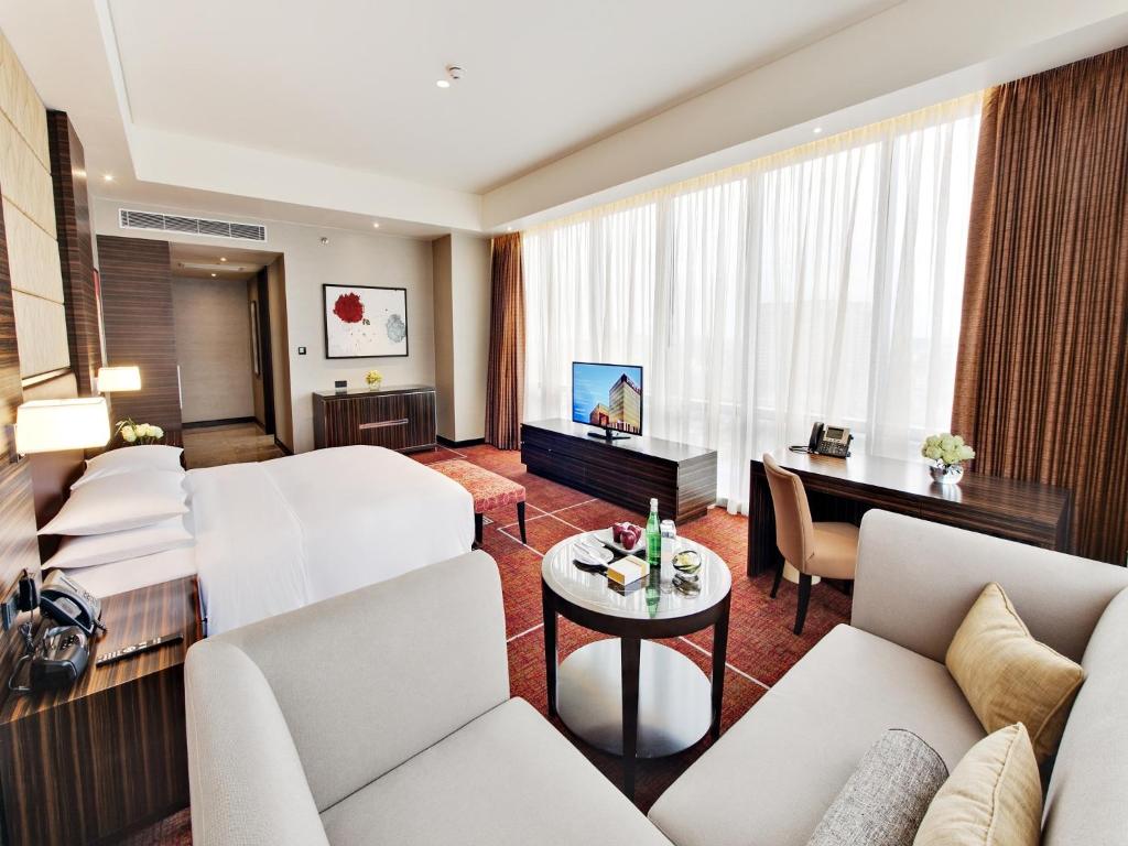 Manila Hyatt Regency Manila City Of Dreams Additional