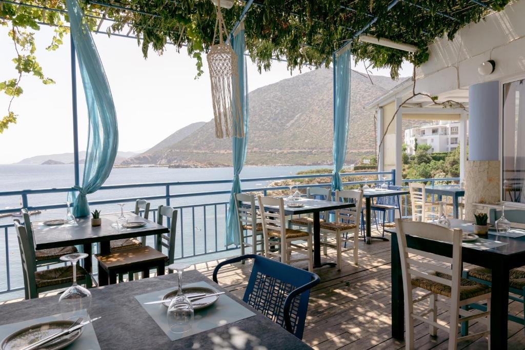 Bali Beach and Sofia Village — Restaurant & bars in Bali